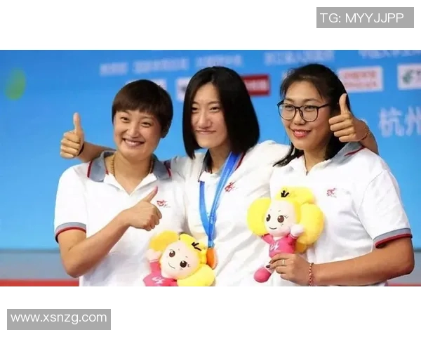 中国足球明星的风采与魅力如何影响年轻一代的梦想与追求