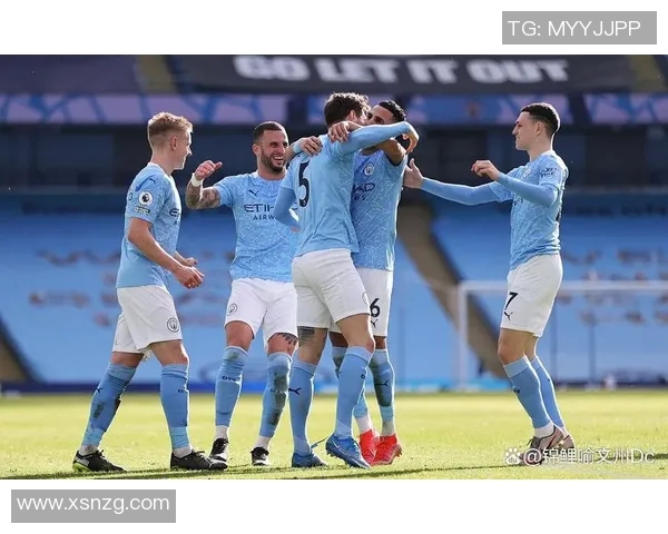 曼城对决曼联：英超巅峰对决再度上演，谁能笑到最后
